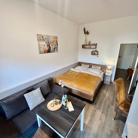 Wunderschoenes Apartment Mit Bademantelgang Zur Wohlfuehltherme Бад-Грисбах Экстерьер фото